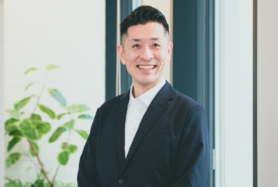 ゼネラルマネジャー　濱野 英典